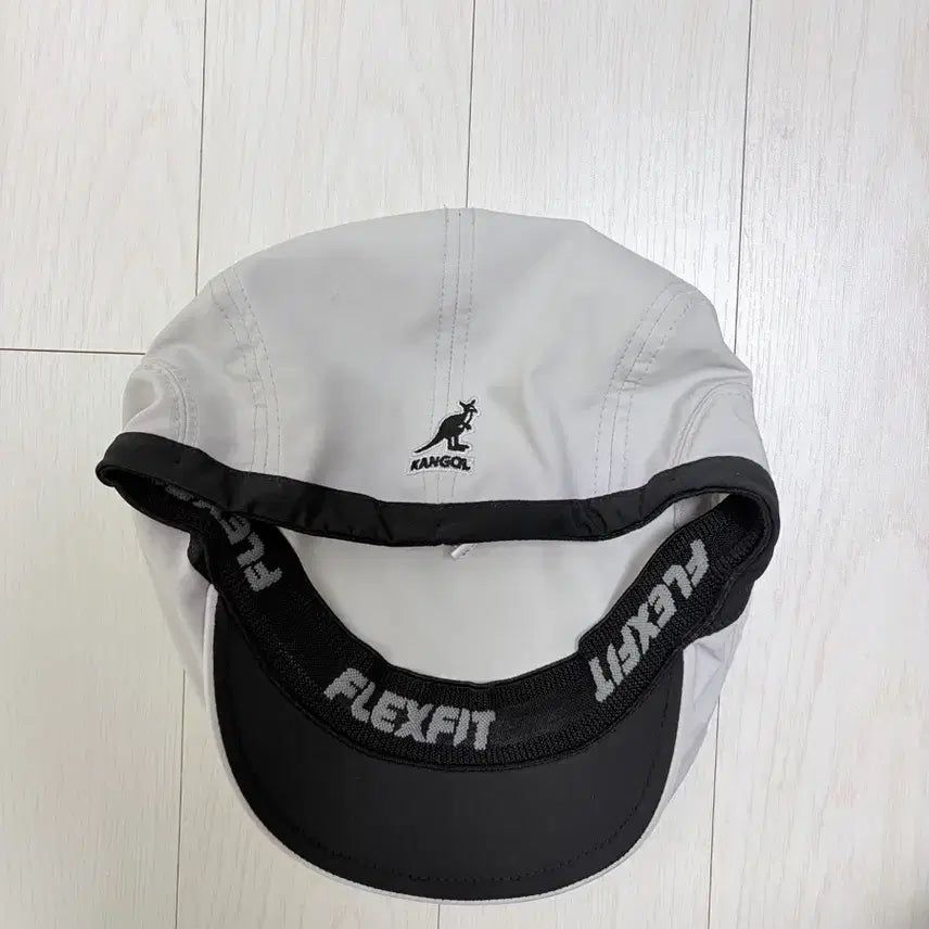 [BUNJANG] Kangol Beret S/M / 캉골 베레모