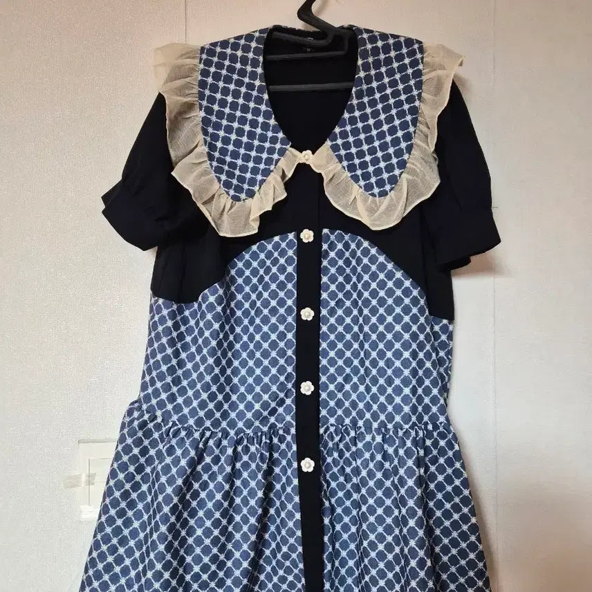 [BUNJANG] Frill Collar Pattern Short Sleeve Midi Dress / 프릴 카라 패턴 반팔 원피스