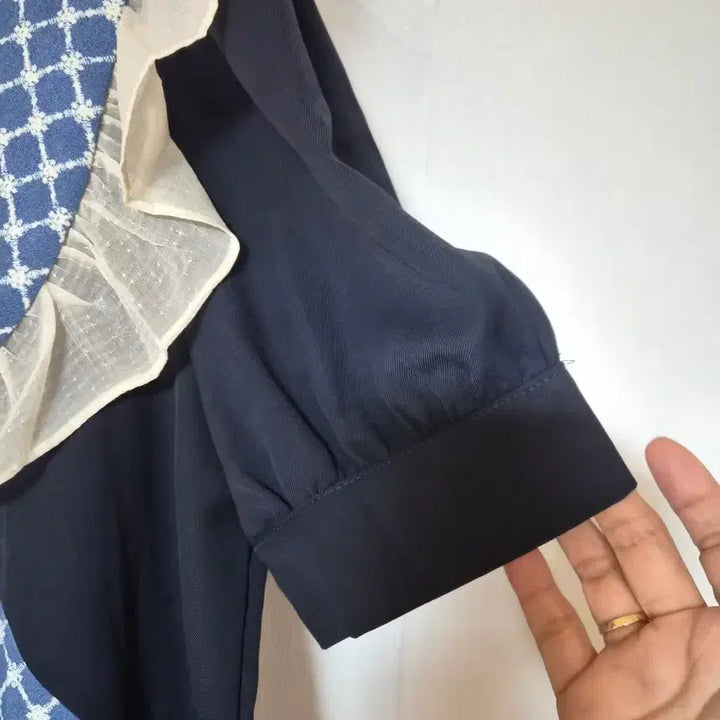 [BUNJANG] Frill Collar Pattern Short Sleeve Midi Dress / 프릴 카라 패턴 반팔 원피스