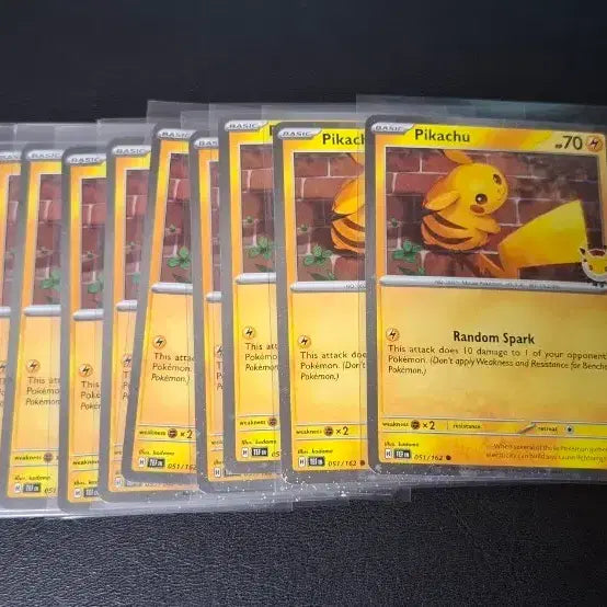 [BUNJANG] Pokemon 30th Anniversary Pokemon Day Pikachu Promo Card Bundle Set (10 Cards) / (A급)2번 포켓몬카드 30주년 포켓몬데이 피카츄 프로모 10장 일괄