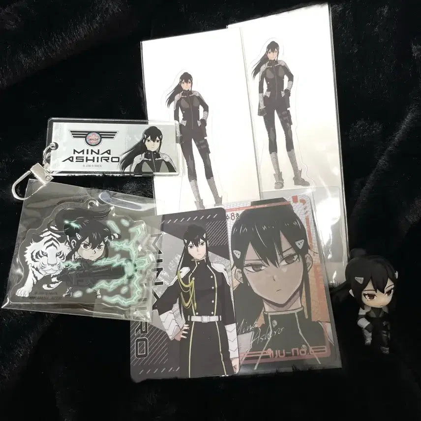 [BUNJANG] Kaiju No. 8 Ashiro Mina Goods Bundle Set / 괴수 8호 미나 아시로 굿즈 일괄