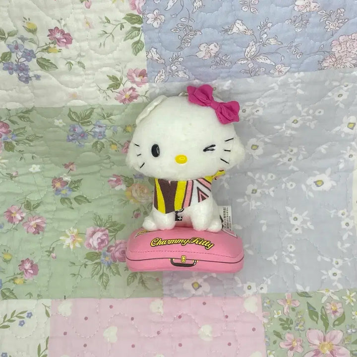 [BUNJANG] Charmmy Kitty Vintage Cushion Doll / 고전키티인형 빈티지 챠미키티 허니큐트 방석