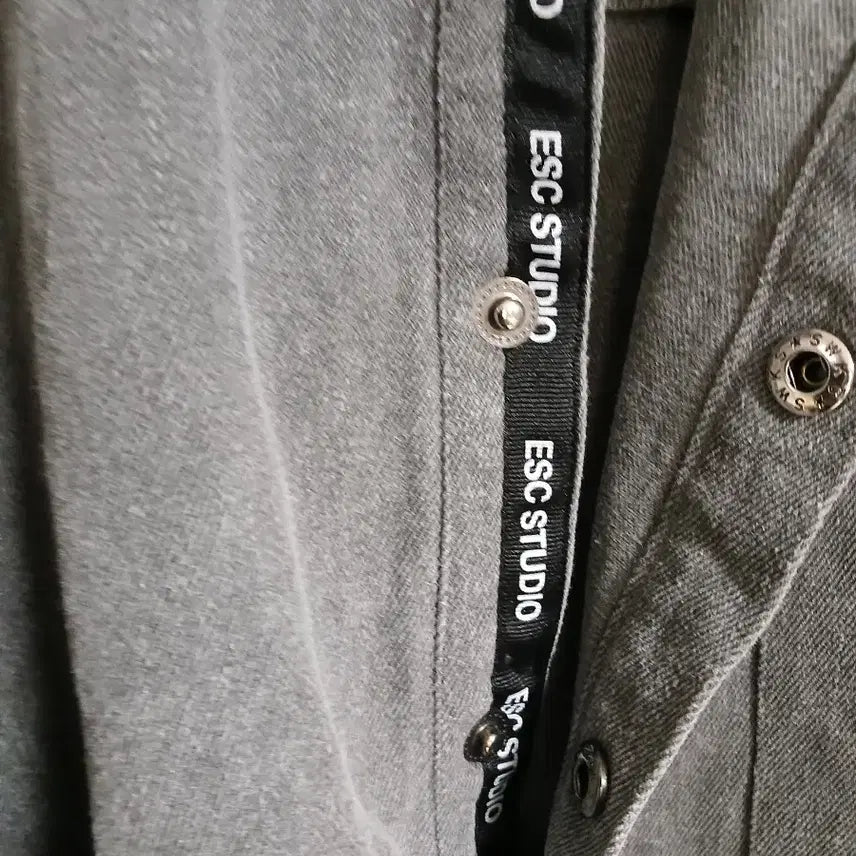 [BUNJANG] ESC Studio Vintage Washed Oversized Two-Pocket Shirt / ESC 스튜디오 빈티지 워싱 남방 셔츠