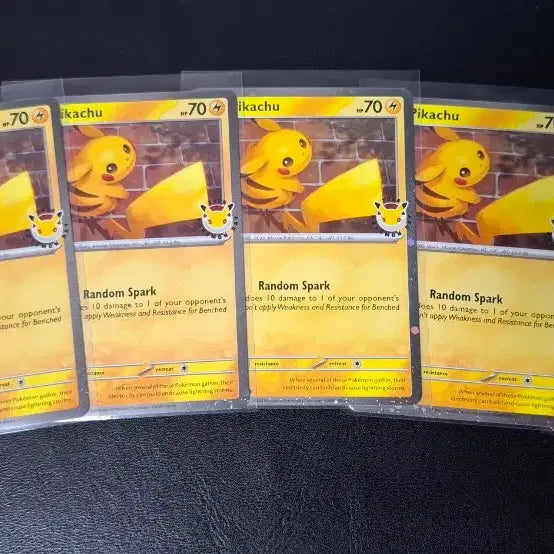 [BUNJANG] Pokemon 30th Anniversary Pikachu Promo Cards (4-Card Bundle Set) / (B급)포켓몬카드 30주년 피카츄 프로모카드 4장 일괄