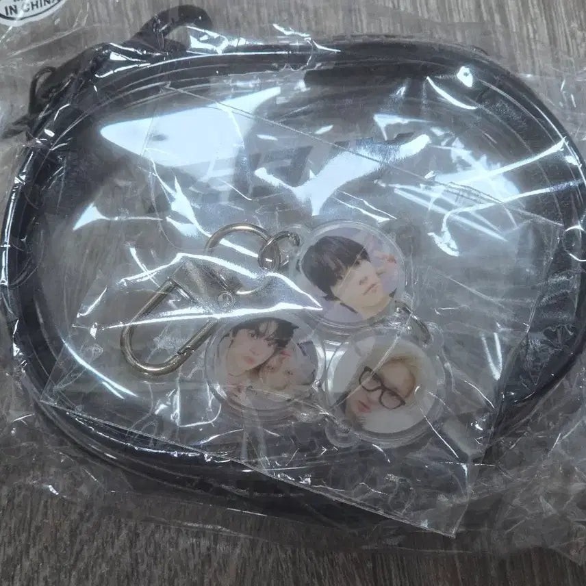 [BUNJANG] ATEEZ Yunho Mingi Bossongz Travelpack Twin Tower Keyring Unit / 에이티즈 윤호 민기 보송티즈 트래블팩 트윈타워 키링 트타 유닛
