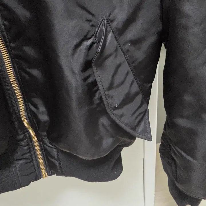 [BUNJANG] Alpha Industries MA-1 Regular Fit Bomber Jacket Black / 알파인더스트리 레귤러핏 ma-1 M 블랙
