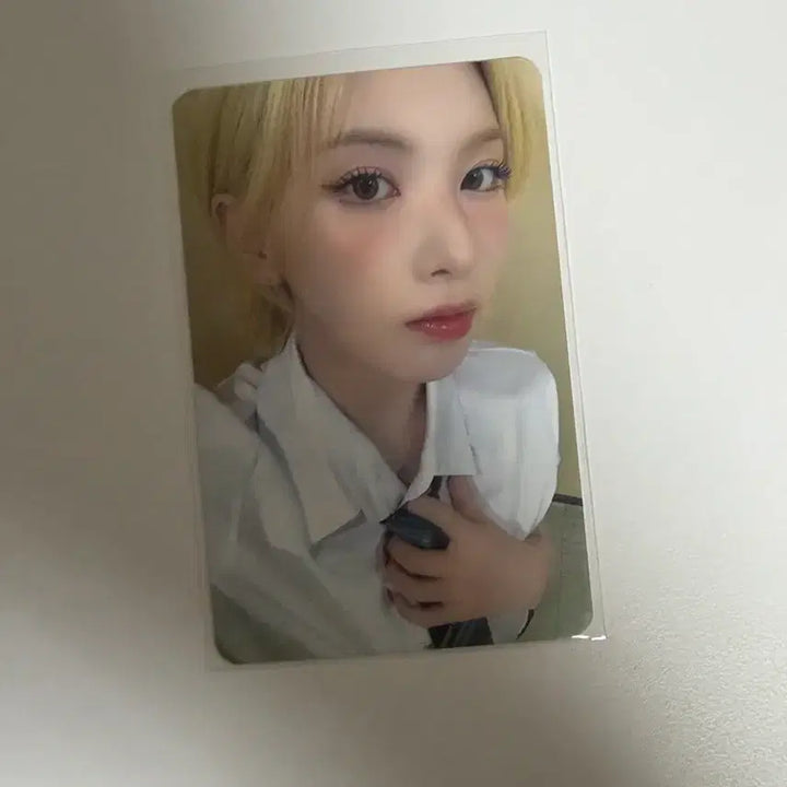 [BUNJANG] NMIXX BAE Makes Fan Sign Photocard / 엔믹스 배이 멬스 팬싸 포카