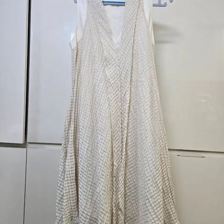 [BUNJANG] Issha Ivory Long Vest / 잇샤 아이보리색 롱 베스트