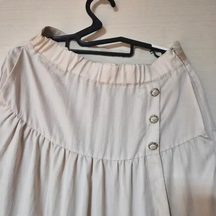 [BUNJANG] Ivory Tiered Long Skirt / 아이보리 캉캉 롱 스커트