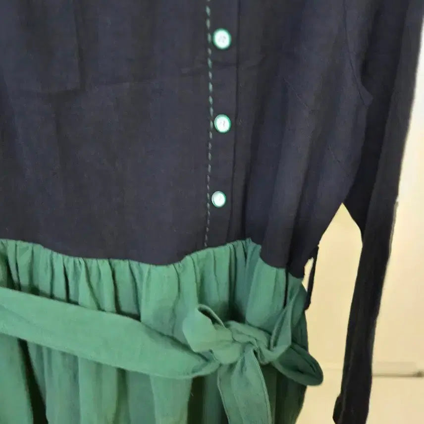 [BUNJANG] Long Dress with Belt (Black/Green) / 블랙/그린 롱 원피스 허리끈 스타일