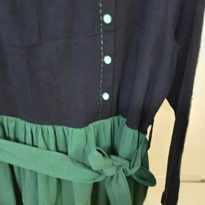 [BUNJANG] Long Dress with Belt (Black/Green) / 블랙/그린 롱 원피스 허리끈 스타일