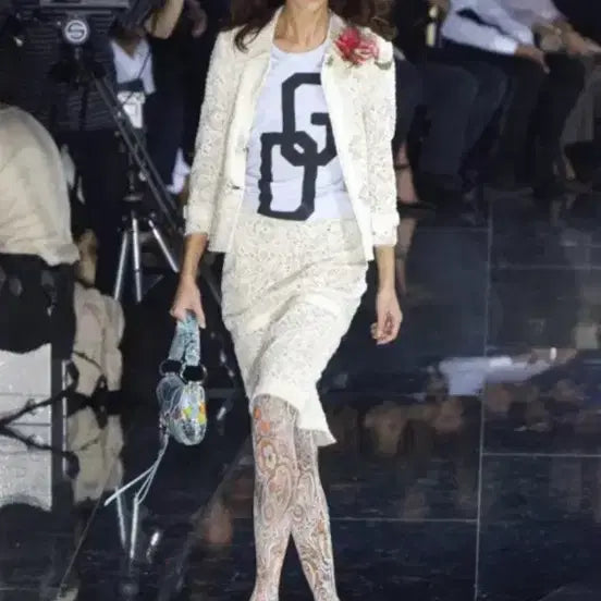 [BUNJANG] Dolce &amp; Gabbana DG Lettering T-Shirt Size 50 / 돌체앤가바나 DG레터링 반팔티 50