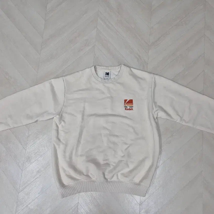 [BUNJANG] Kodak Crewneck Sweatshirt Ivory / 코닥 아이보리 맨투맨 티셔츠