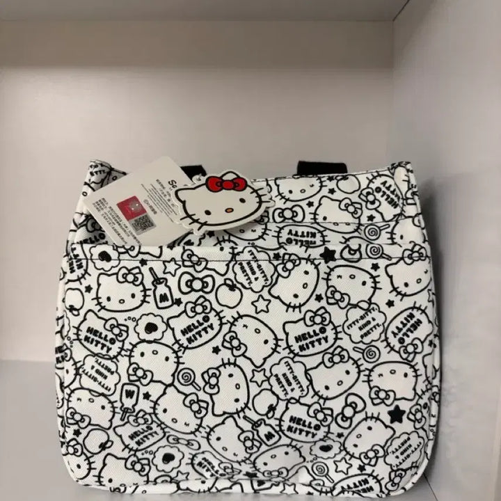 [BUNJANG] Hello Kitty Pattern Insulated Bag / 헬로키티 패턴 보냉가방