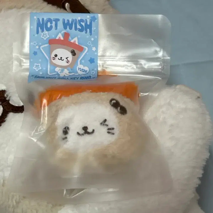 [BUNJANG] Wish Wish Doll Bubble Cat Lightstick Keyring Sealed / 미개봉 위시 위시돌 응원봉 키링 버블냥