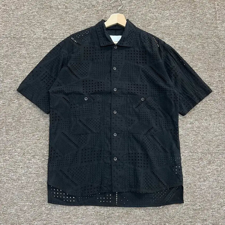 [BUNJANG] Andersson Bell Open Collar Black Embroidered Shirt L / 앤더슨벨 오픈카라 블랙 셔츠 L
