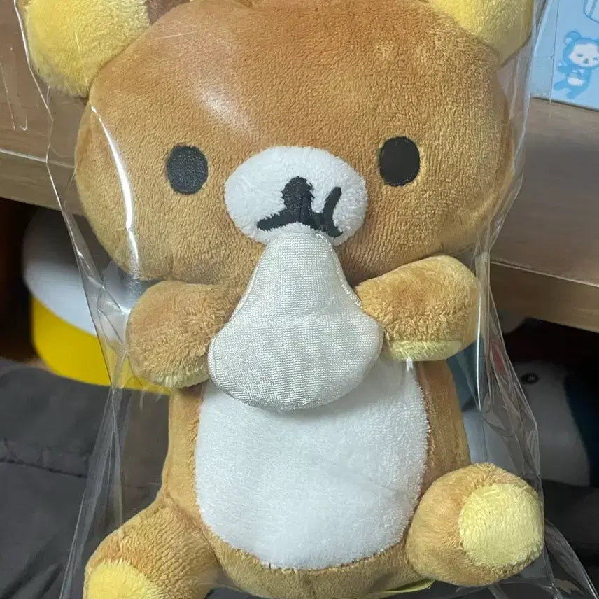 [BUNJANG] Classic Rilakkuma Mochi Eating Plush / 고전 모찌먹는 리락쿠마