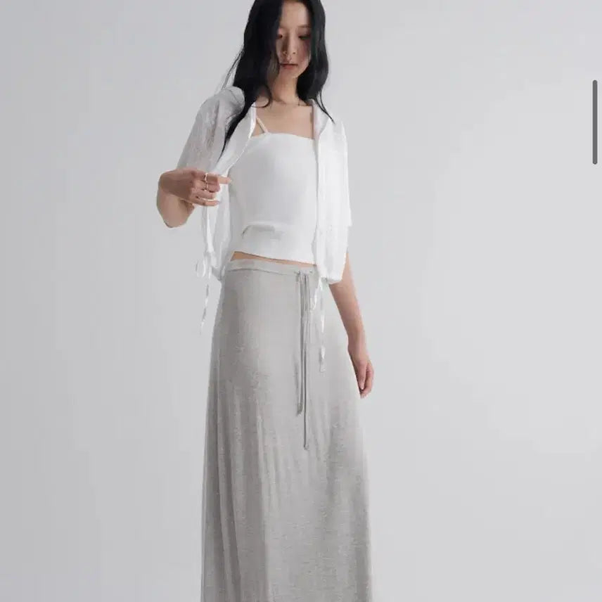 [BUNJANG] 8 Seconds Ruffled Hem Skirt / 에잇세컨즈 밑단 프릴 스커트