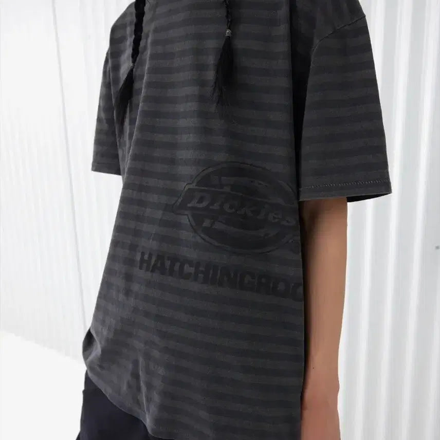 [BUNJANG] Dickies Hatchroom Striped Tie-Dye T-Shirt Blue / 디키즈 해칭룸 스트라이프 티셔츠 다이드 블루