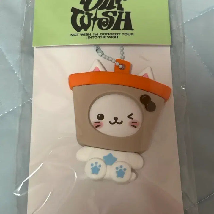 [BUNJANG] OurWish Yushi Pin Button Holder Sealed / 아워위시 엠디 유우시 핀버튼 홀더 미개봉 양도