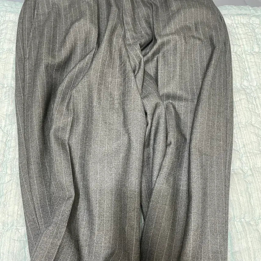 [BUNJANG] Branded ESSENTIAL Wide Slacks Grey Stripe / 브랜디드 ESSENTIAL WIDE SLACKS 그레이스트라이프
