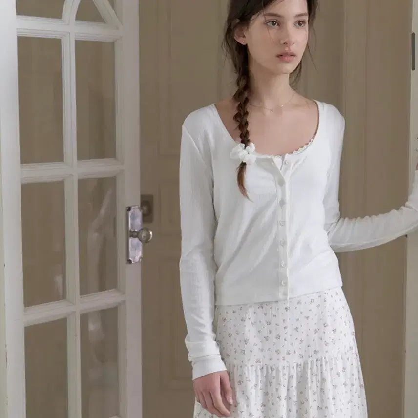 [BUNJANG] Riel Eyelet Sleeveless Cardigan Set / 리엘 Eyelet 아일렛 나시 가디건 세트