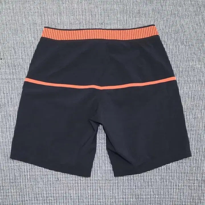 [BUNJANG] Descente Shorts Size 32-34 / 데상트 반바지 32~34