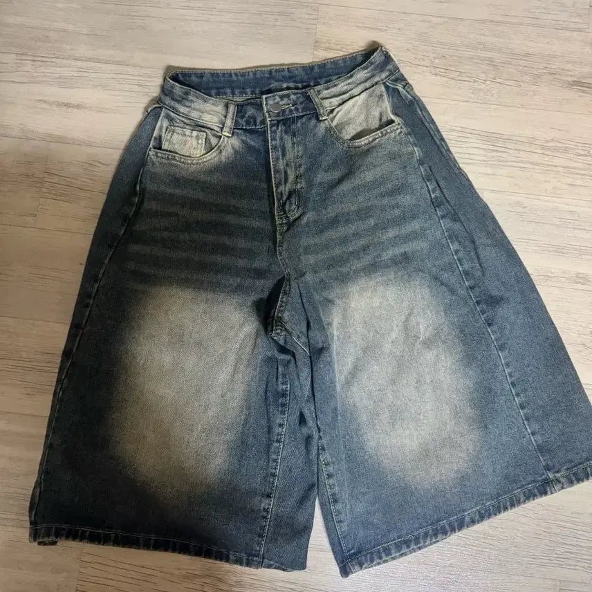 [BUNJANG] Washed Denim Bermuda Shorts / 워싱 데님 버뮤다