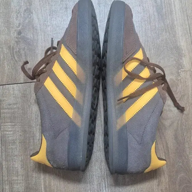 [BUNJANG] Adidas Gazelle Brown/Yellow Sneakers Size 260 / 아디다스 가젤 브라운/옐로우 스니커즈 260