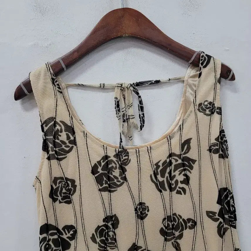 [BUNJANG] INGNI Sleeveless Top / INGNI  나시 슬리브리스