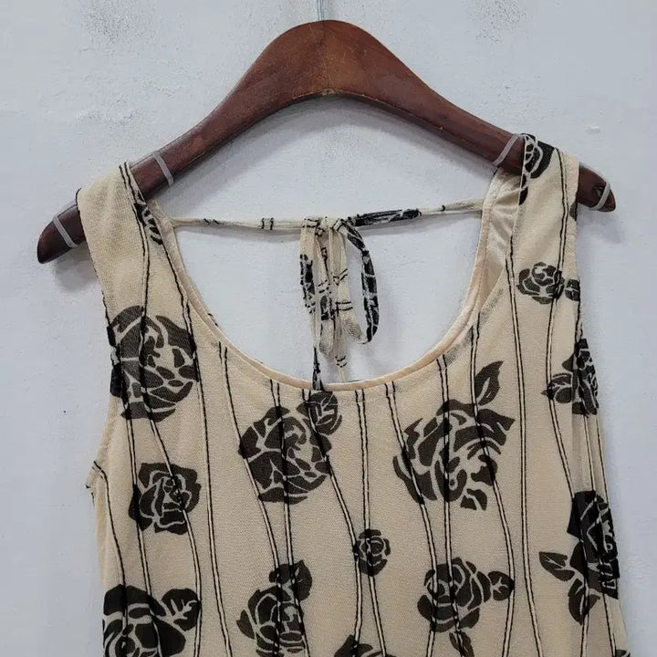 [BUNJANG] INGNI Sleeveless Top / INGNI  나시 슬리브리스