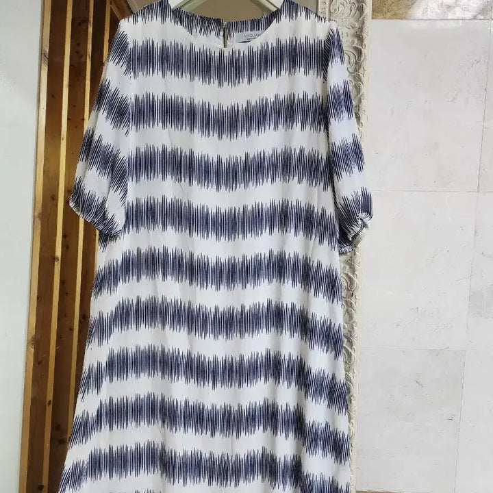 [BUNJANG] Magj White Pattern Dress / 매그제이 화이트 패턴 원피스