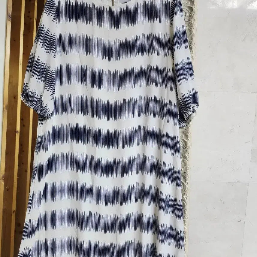 [BUNJANG] Magj White Pattern Dress / 매그제이 화이트 패턴 원피스