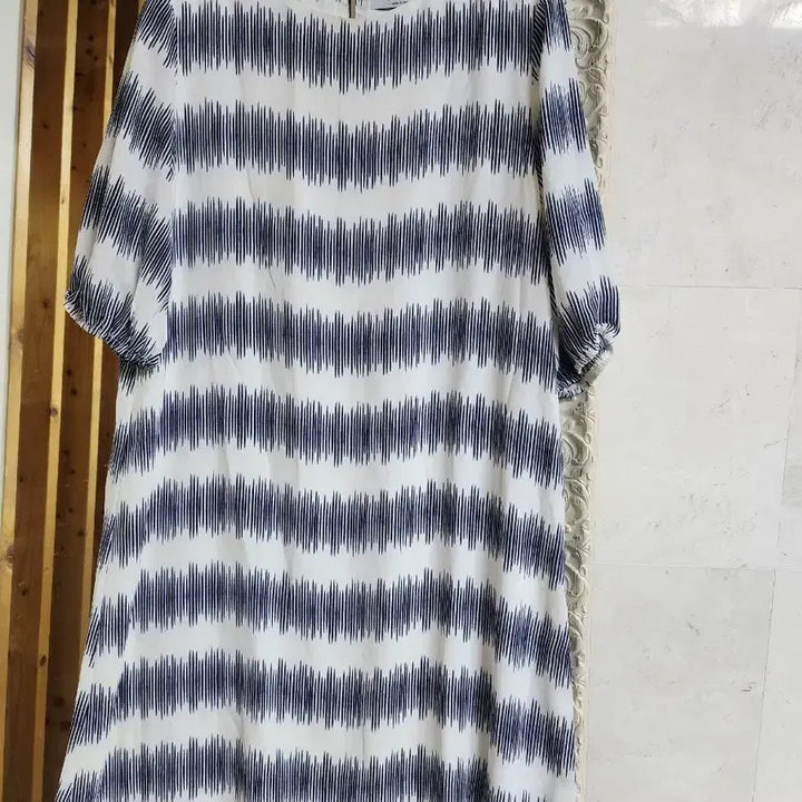 [BUNJANG] Magj White Pattern Dress / 매그제이 화이트 패턴 원피스