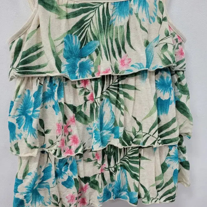[BUNJANG] Floral Pattern 3-Tier Ruffle Sleeveless Top / 새상품) 플라워 패턴 3단 캉캉 나시 슬리브리스