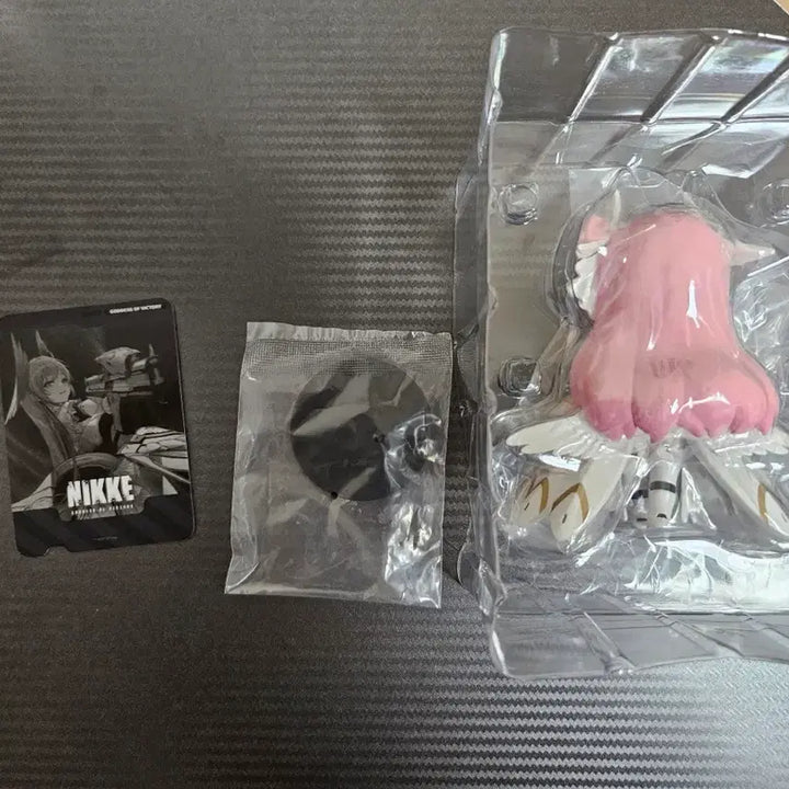 [BUNJANG] Goddess of Victory: Nikke Berrythings Paradise Collection Random Figure Dorothy / 승리의 여신 니케 베리띵즈 낙원컬렉션 랜덤 피규어 도로시