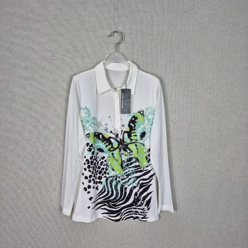 [BUNJANG] Butterfly Print Long Sleeve Collared Shirt (New with Tags) / 