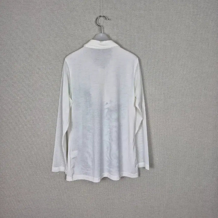 [BUNJANG] Butterfly Print Long Sleeve Collared Shirt (New with Tags) / 