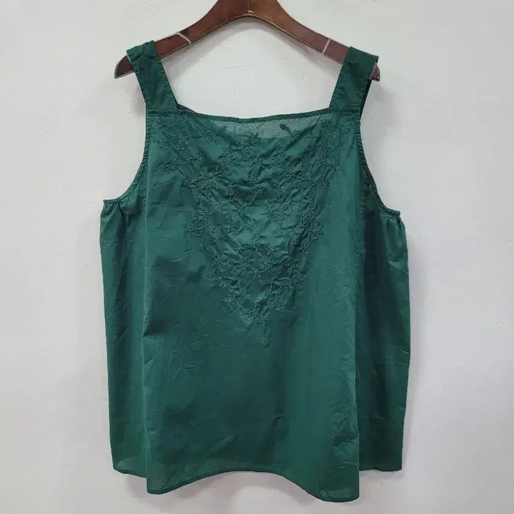 [BUNJANG] Uniqlo Green Embroidered Sleeveless Blouse XL / 새상품) 유니클로 그린 자수 민소매 블라우스