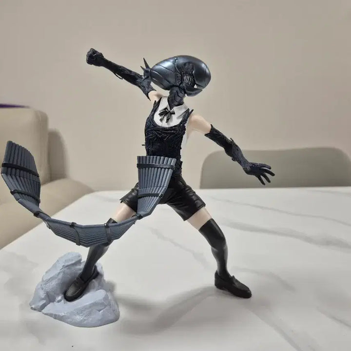 [BUNJANG] Chainsaw Man Makima Figure / 체인소맨 밤 피규어