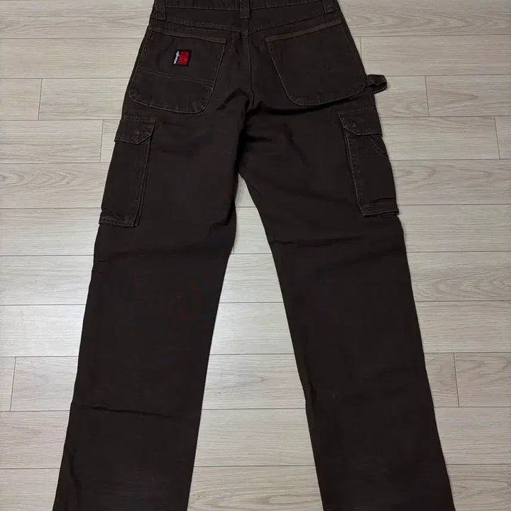 [BUNJANG] Wrangler Russell Athletic Brown Cargo Pants 30x32 / 랭글러 러셀 웨어 브라운 카고 바지 30x32