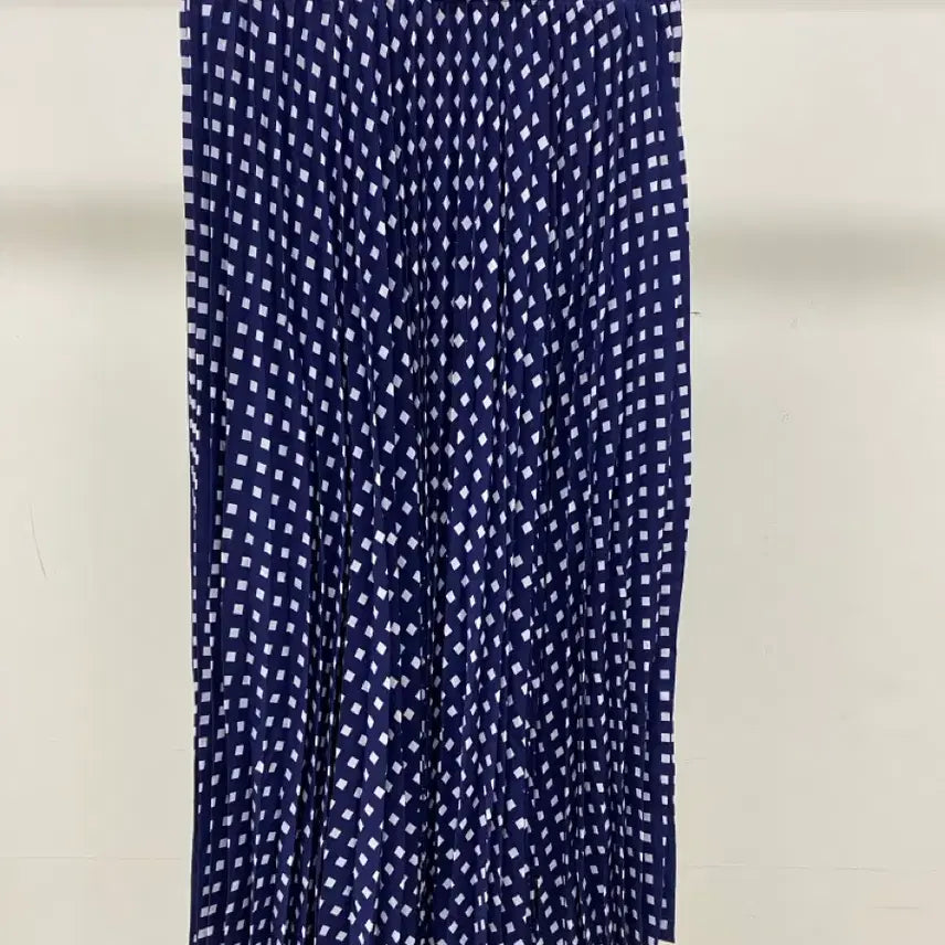 [BUNJANG] Retro Style Pleated Long Skirt / [자주] 새상품 복고스타일 플리츠밴딩 롱 스커트 ( 허리:29-30)