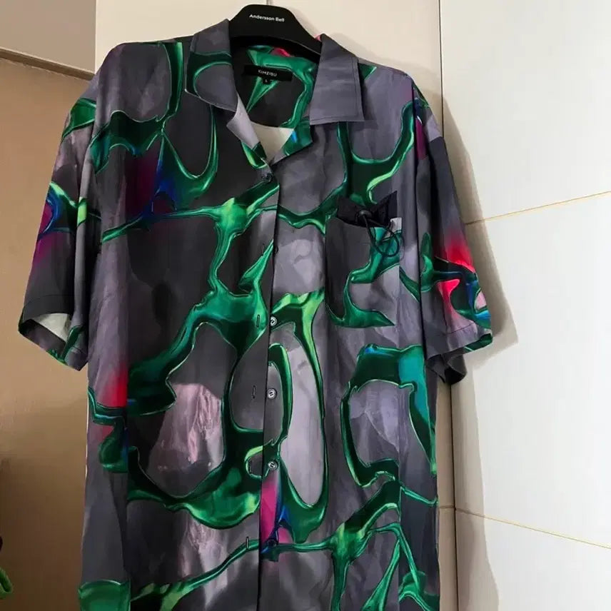 [BUNJANG] Kimzisu 3D Printed Short Sleeve Shirt / Kimzisu 킴지수 3D 프린티드 반팔셔츠