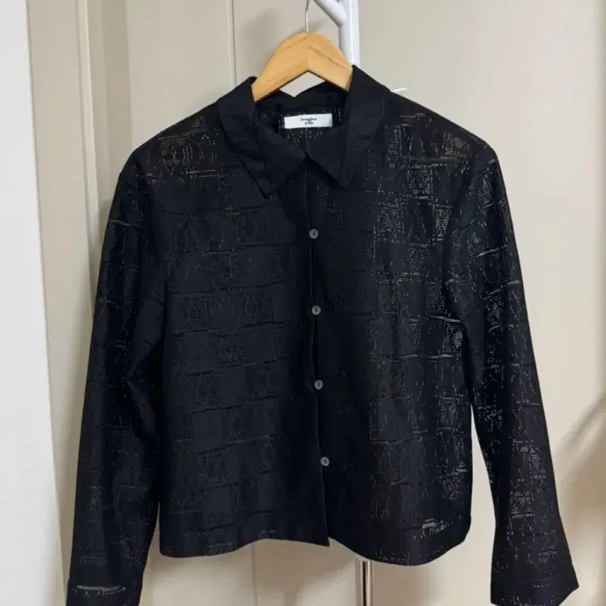 [BUNJANG] Lace Punching Black Shirt Blouse / [새상품] 레이스 펀칭 블랙 셔츠