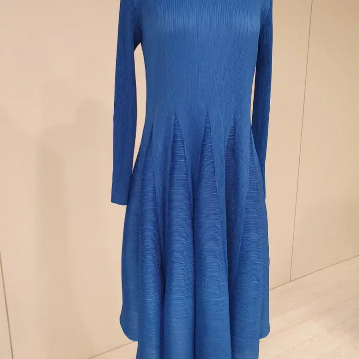 [BUNJANG] Blue Pleated Long Sleeve Dress / 블루 플리츠 롱 슬리브 원피스