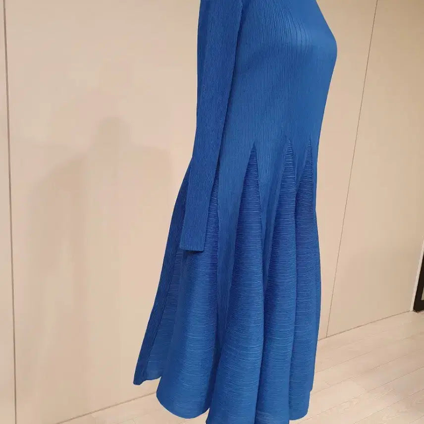 [BUNJANG] Blue Pleated Long Sleeve Dress / 블루 플리츠 롱 슬리브 원피스