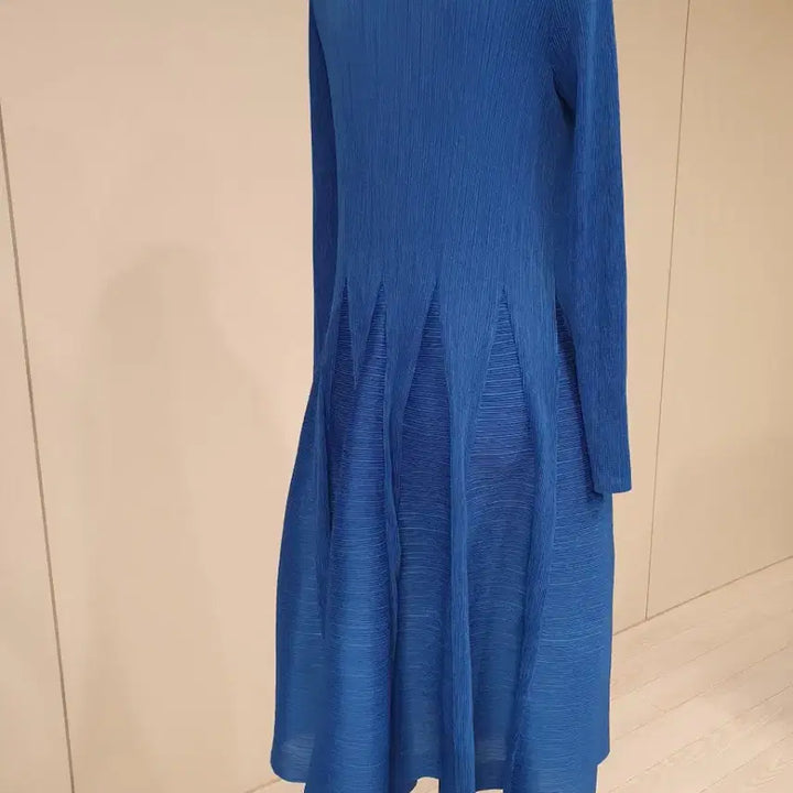 [BUNJANG] Blue Pleated Long Sleeve Dress / 블루 플리츠 롱 슬리브 원피스