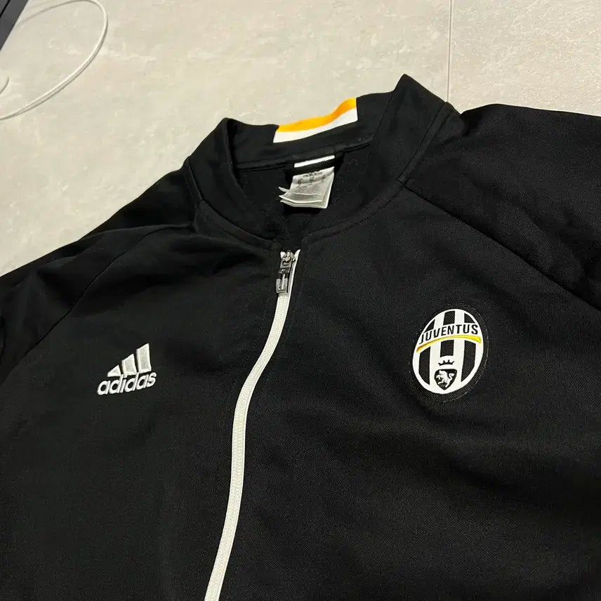 [BUNJANG] Adidas Juventus Track Top Training Zip-up Jersey XL / [XL] 아디다스 유벤투스 트랙탑 트레이닝집업 져지