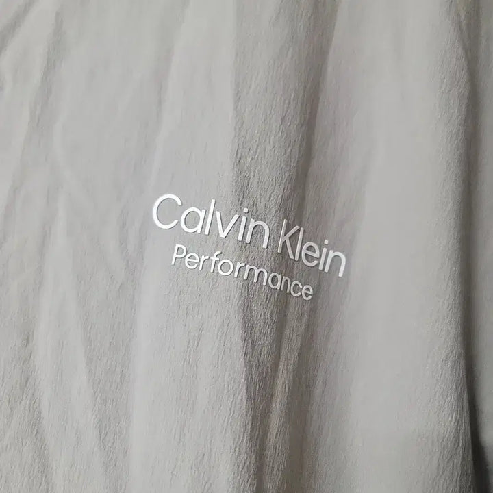 [BUNJANG] Calvin Klein Performance Pullover L (105-110) / 캘빈클라인 퍼포먼스 풀오버 L사이즈 105~110