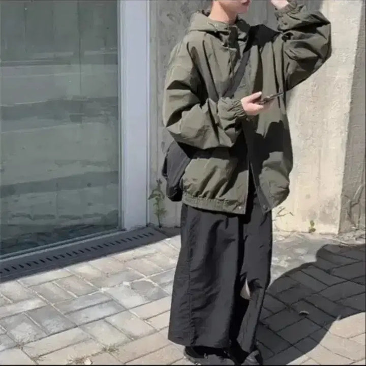 [BUNJANG] Anynmore Abley Windbreaker Black / 애니원모어 에이블리 바람막이 블랙